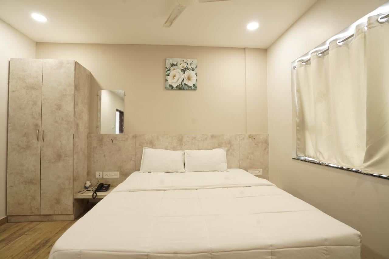 Hotel Trp Bliss Nizamabad Exteriér fotografie